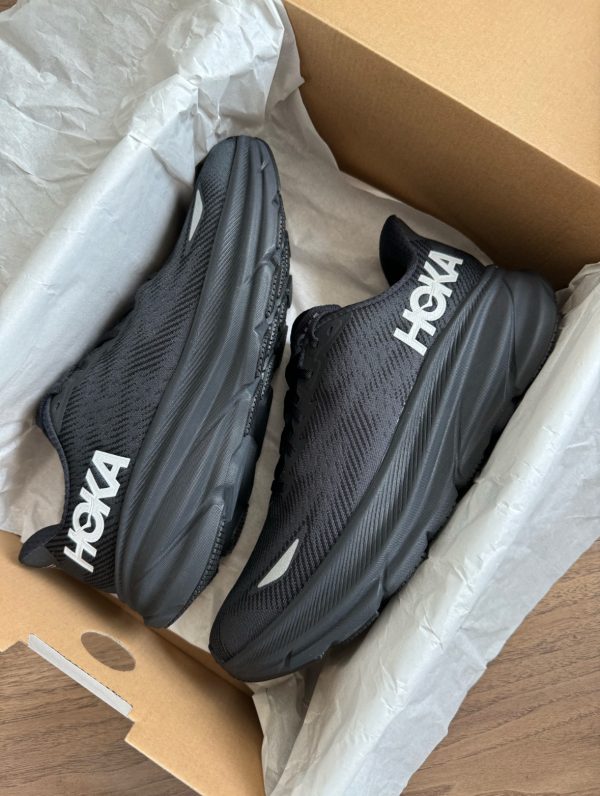 HOKA