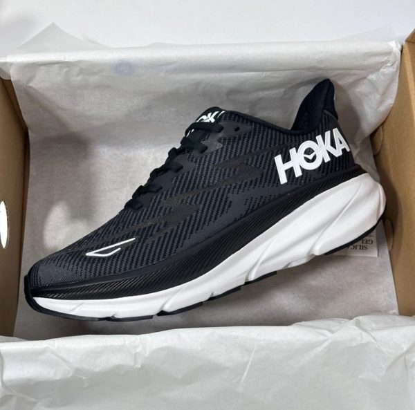 HOKA