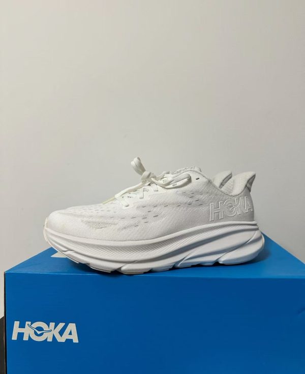 HOKA