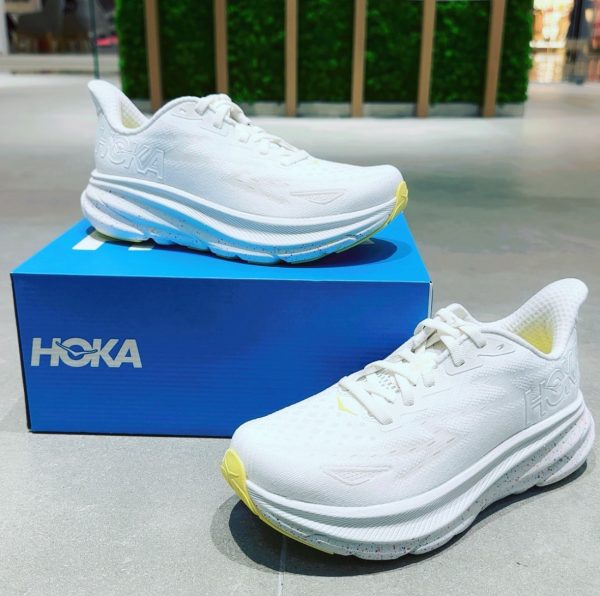 HOKA