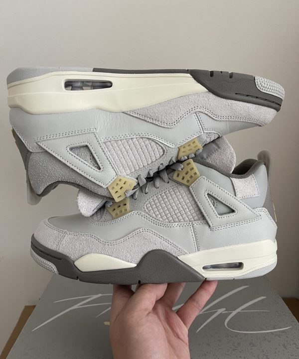 Jordan Air 4