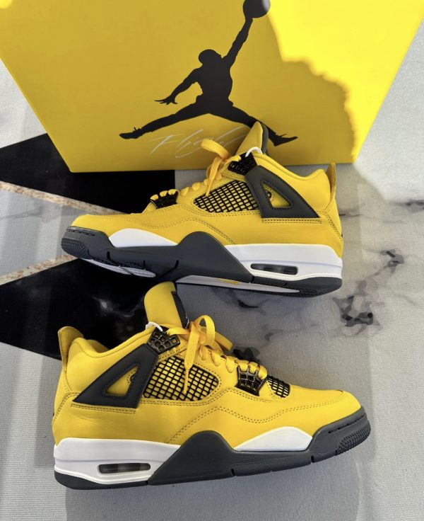 Jordan Air 4