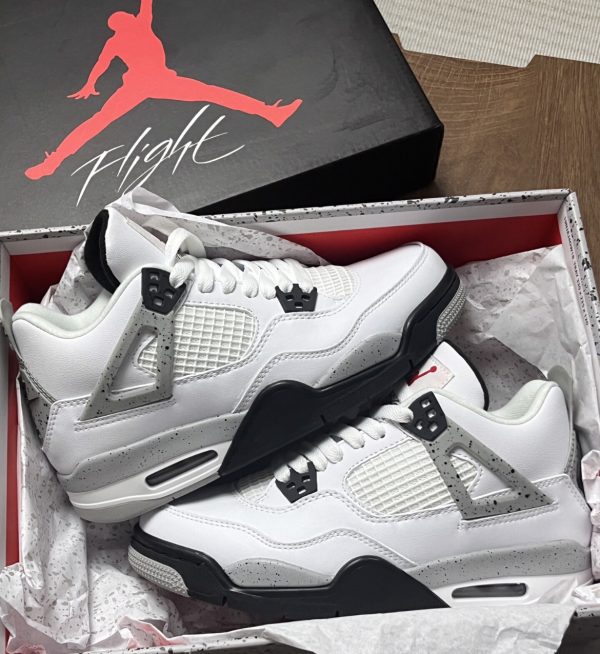 Jordan Air 4
