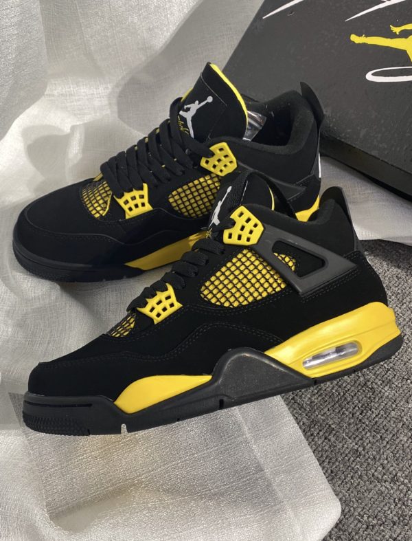 Jordan Air 4