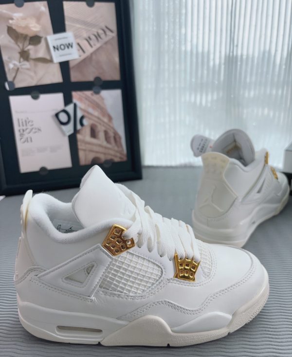 Jordan Air 4