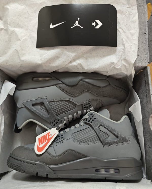 Jordan Air 4