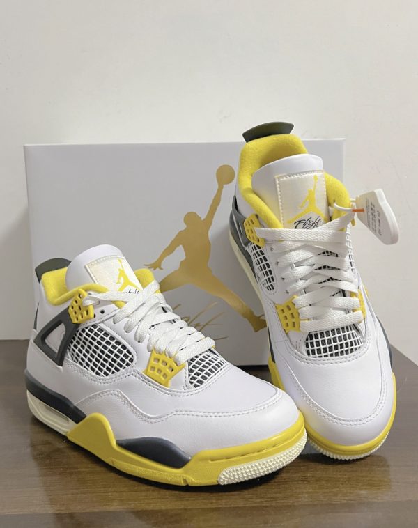 Jordan Air 4