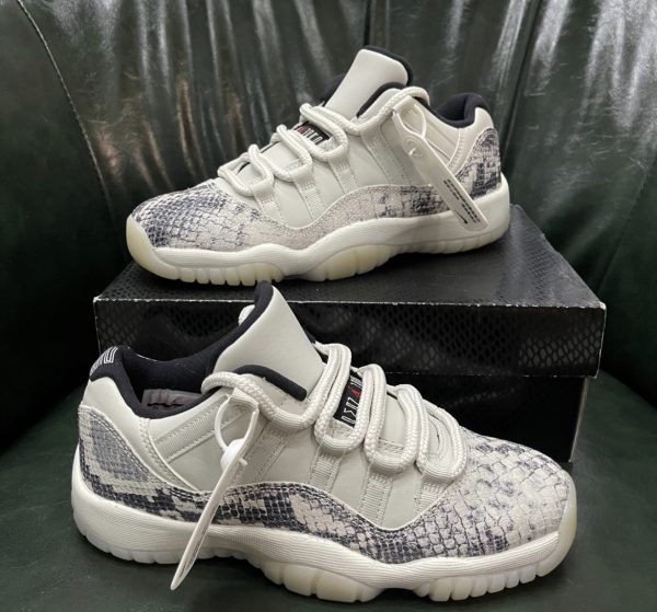 Jordan Air 11