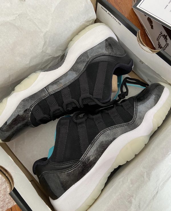 Jordan Air 11