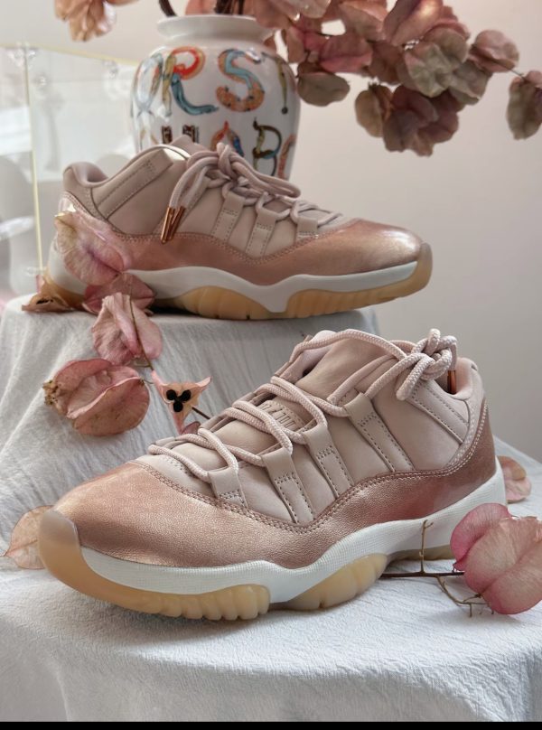 Jordan Air 11