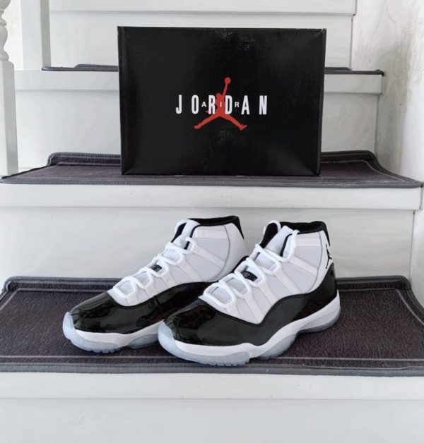 Jordan Air 11
