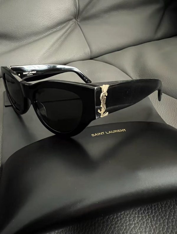 YSL sunglass