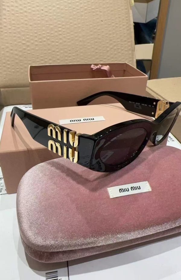 MIU MIU sunglasses