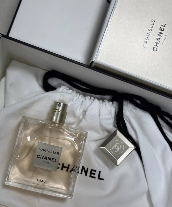 CHANEL Gabrielle perfume