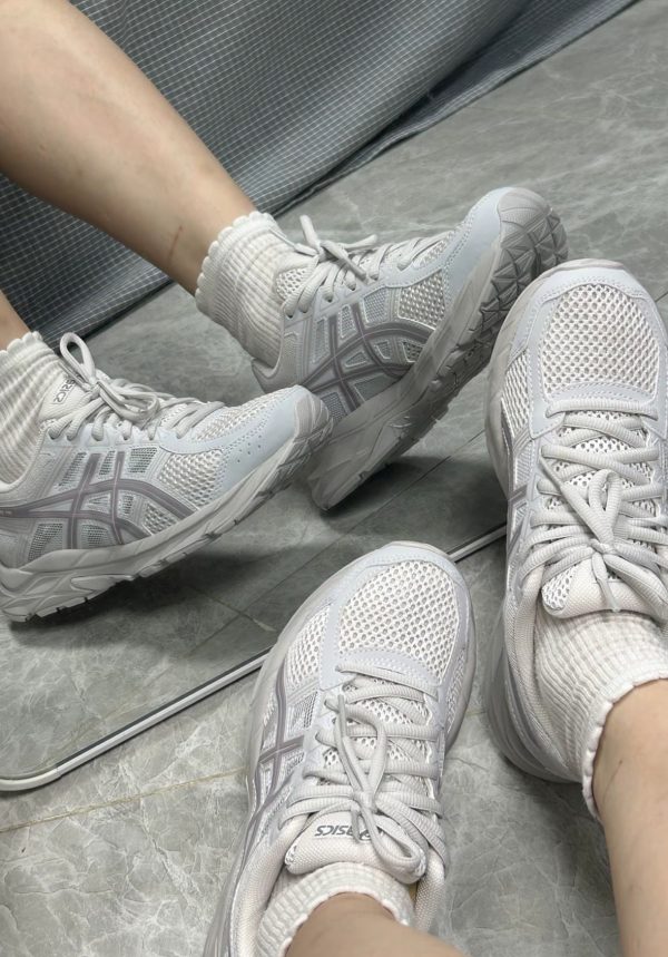 ASICS