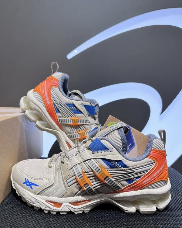 ASICS