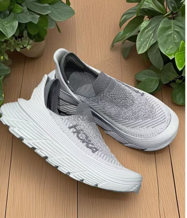 HOKA