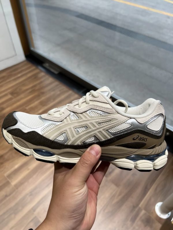 ASICS