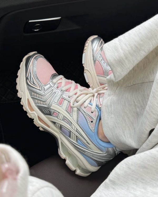ASICS