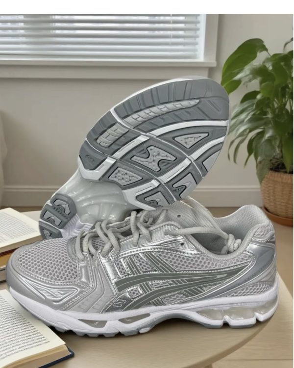 ASICS