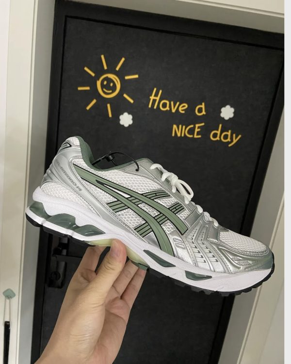 ASICS