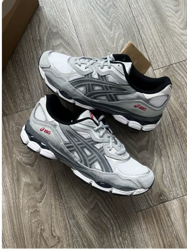 ASICS