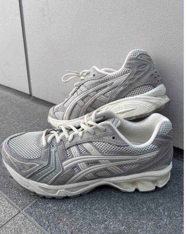 ASICS