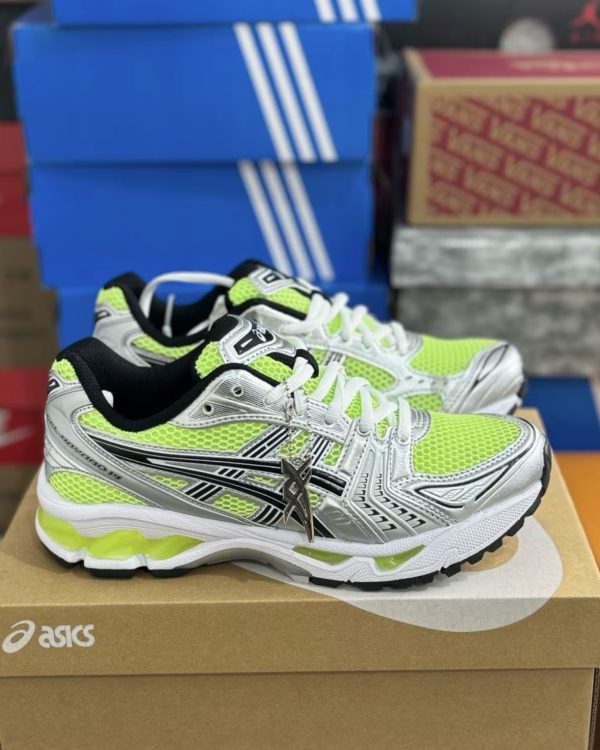 ASICS