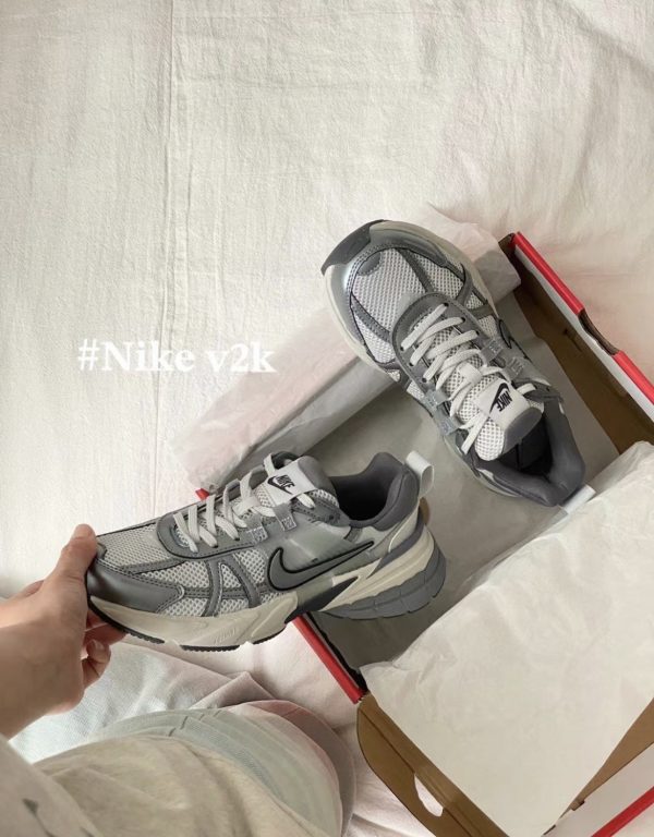 Nike V2K Run