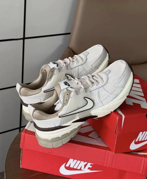 Nike V2K Run