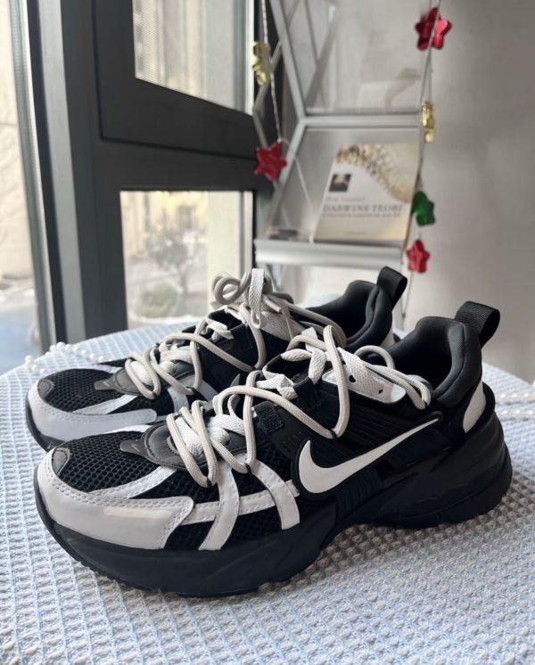 Nike V2K Run